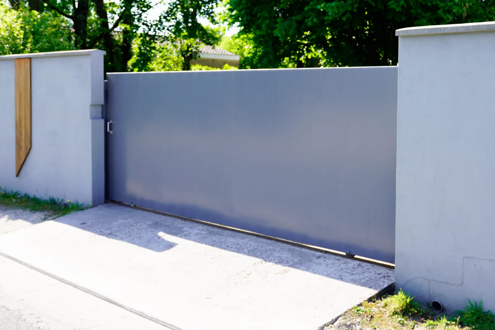 Automatic Gate Openers for Orlando Property Security
