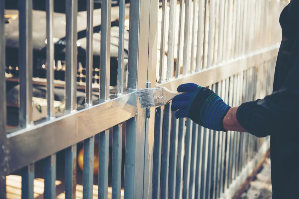 5 Reasons to Choose Straightline Fence for Your St. Cloud Fencing Needs